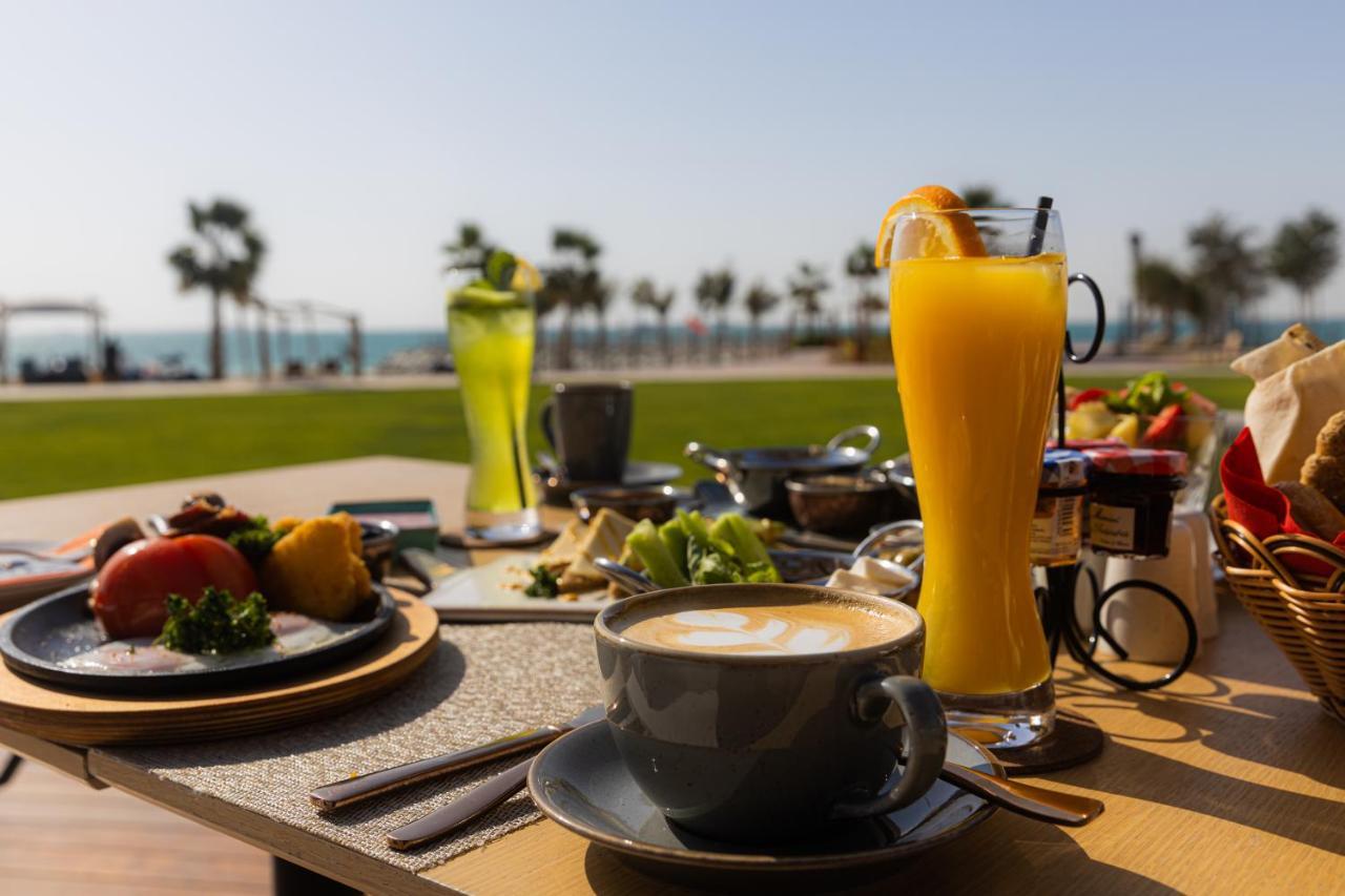 Bab Al Nojoum Hudayriyat Camp Hotel Абу Даби Екстериор снимка