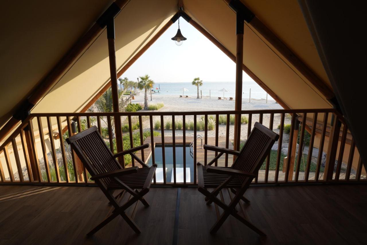 Bab Al Nojoum Hudayriyat Camp Hotel Абу Даби Екстериор снимка